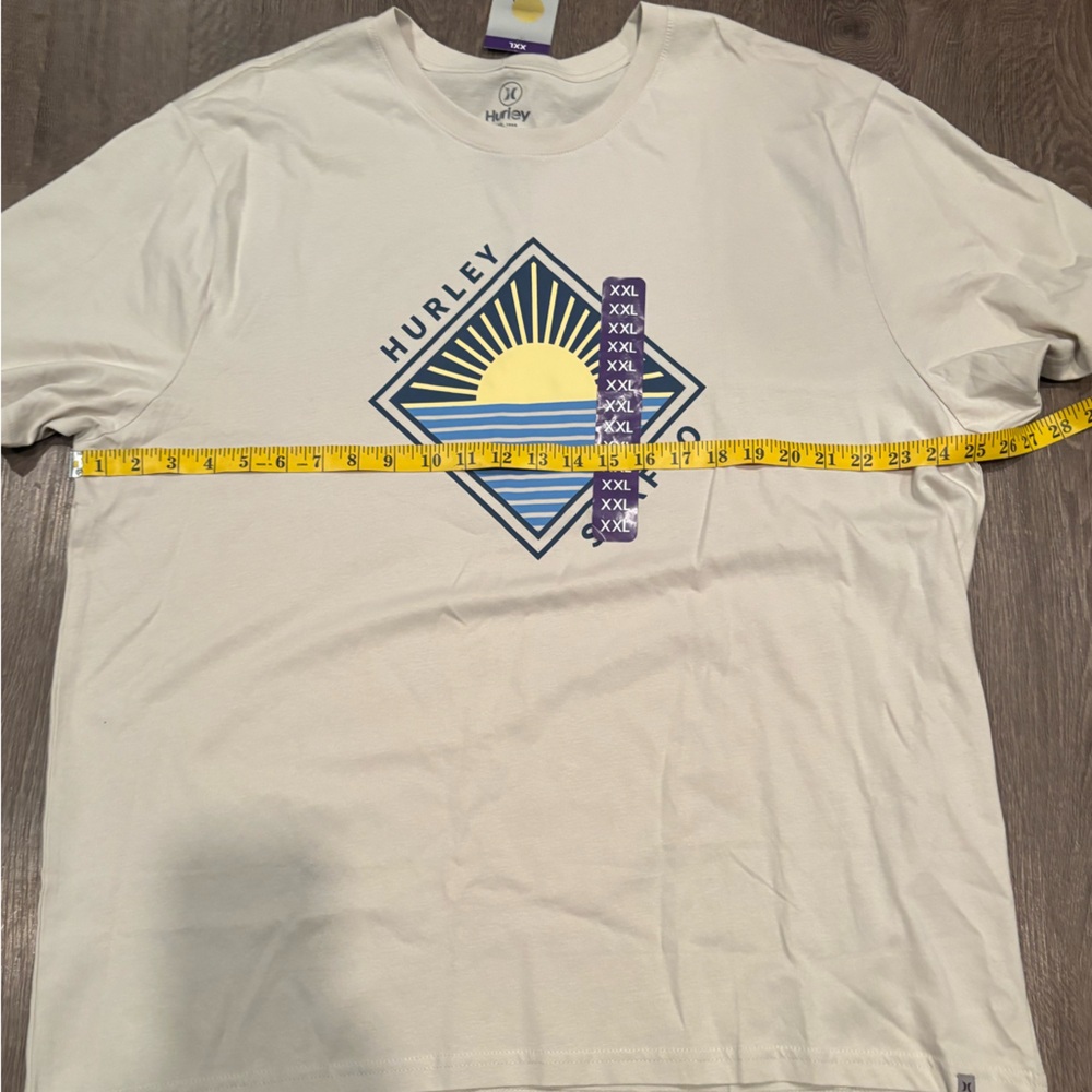 Hurley Men's Beige Surf Graphic Tee - Picture 3 of 6